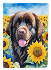 Newfoundland in Sunflowers Garden Flag Mailbox Flag Decorative Yard Flag Banner Outside Patio Artwork Yard Flower Beds, Garden Size, Multicolor (Default: Default)